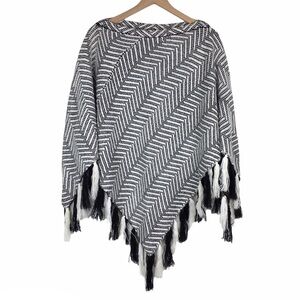 BISOU BISOU Poncho Cape Sweater Tassel Fringe Herringbone Knit Y2K Boho Cozy OS